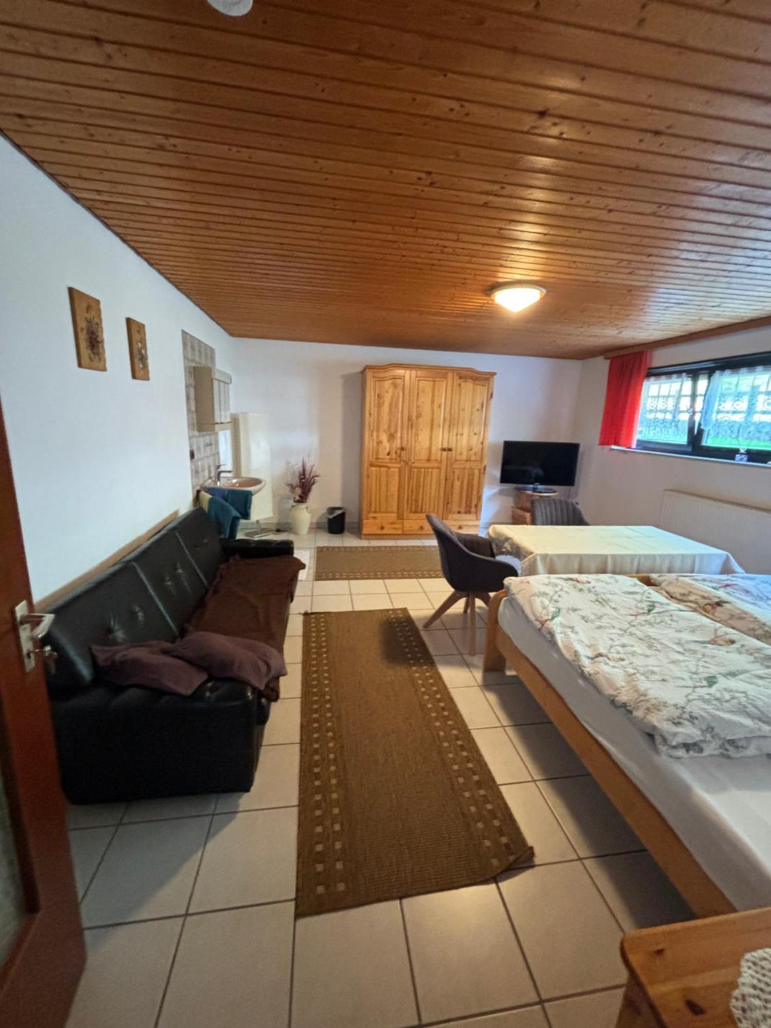 Hotel Pension Ernst Im Herzen Des Pfaelzerwaldes Mit Kueche Elmstein Esterno foto